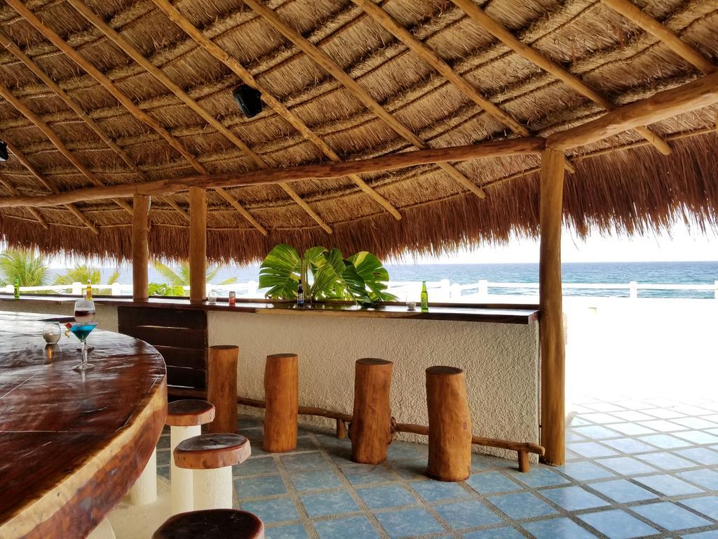 Aquatech Villas Derosa Resort アクマル エクステリア 写真