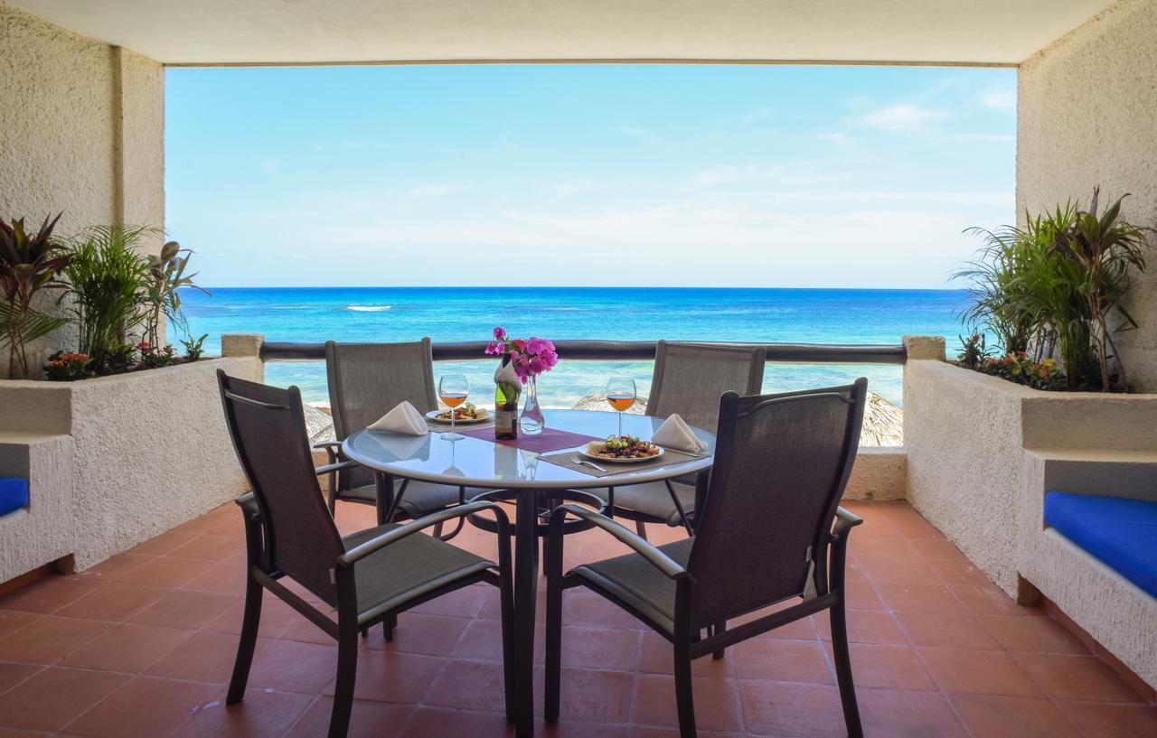 Aquatech Villas Derosa Resort アクマル エクステリア 写真