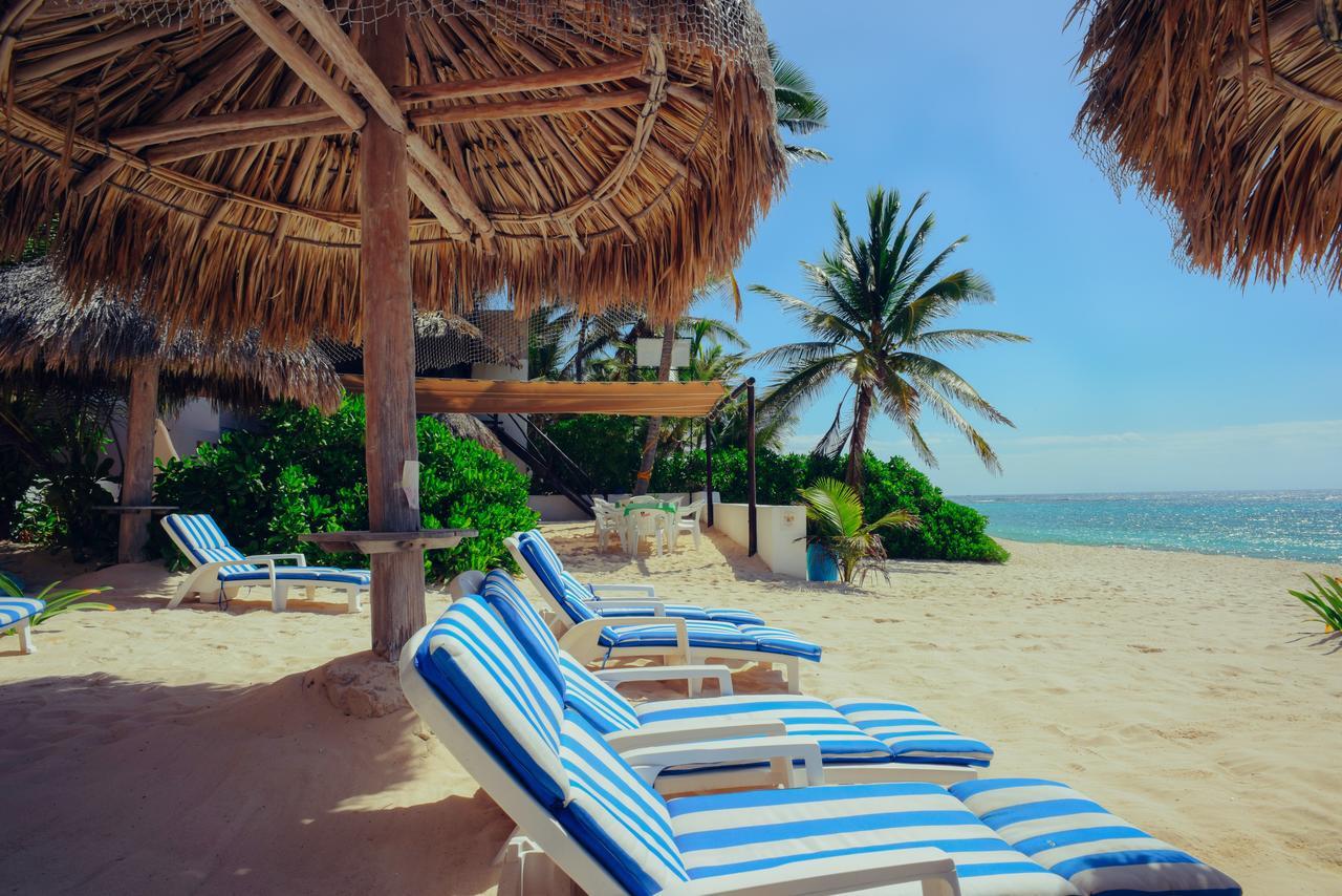 Aquatech Villas Derosa Resort アクマル エクステリア 写真